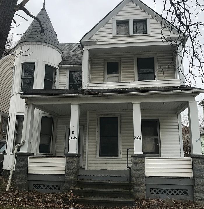 1st image of 2024 W 100th St