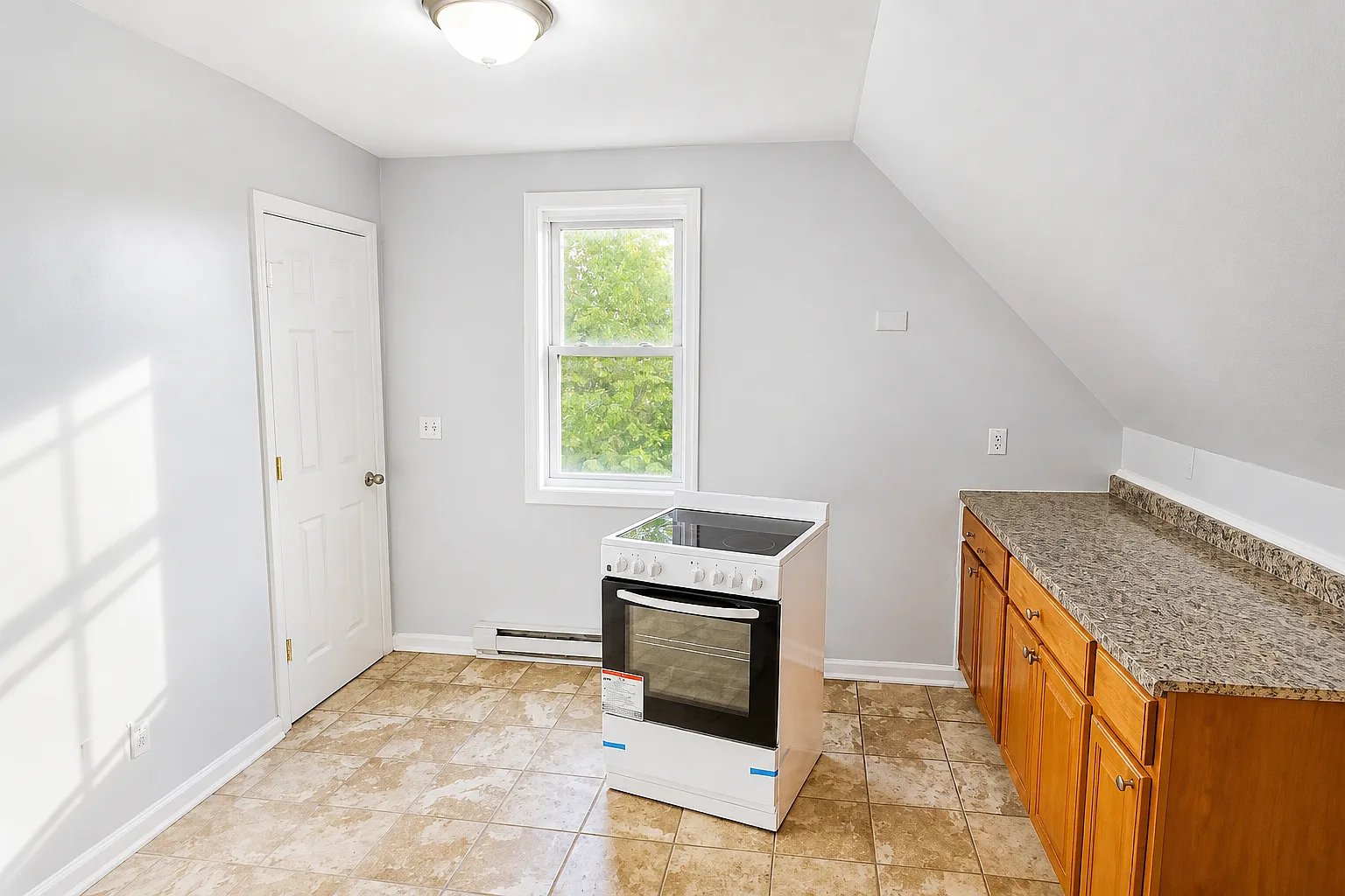 1 bed, $1,575 — Photo 2