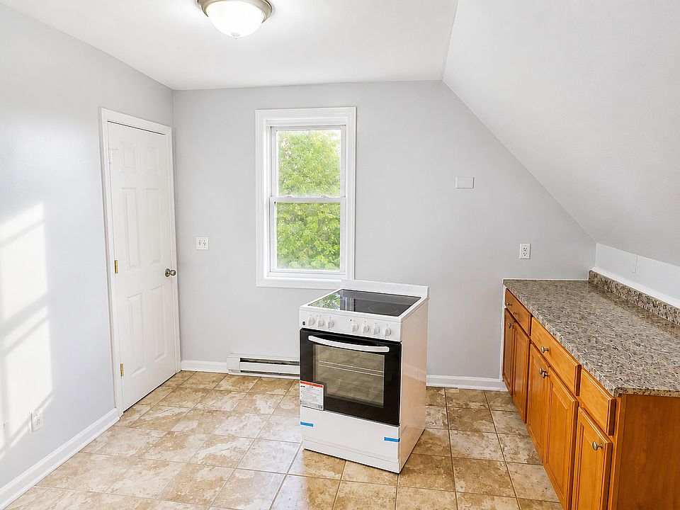 1st image of 334 Fulton St #3AA