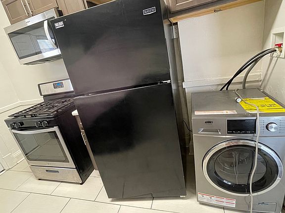 5th image of 1446 E 115th St #2
