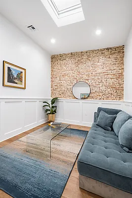Sold by Compass | media 8