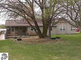 2101 S School Rd, Sterling, MI 48659