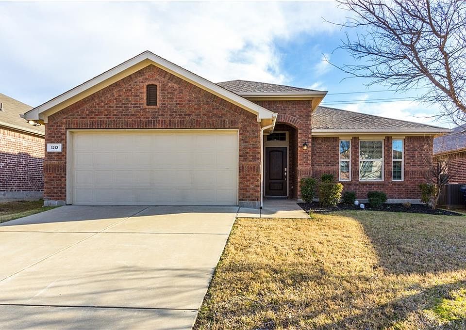 1st image of 1213 Nocona Dr