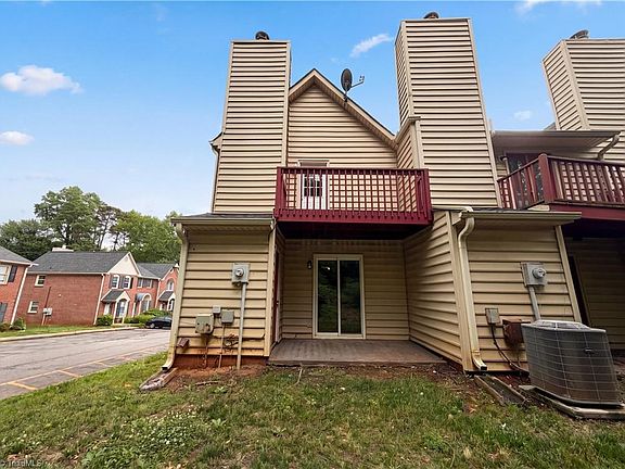 5th image of 314 Mar Don Hills Ct