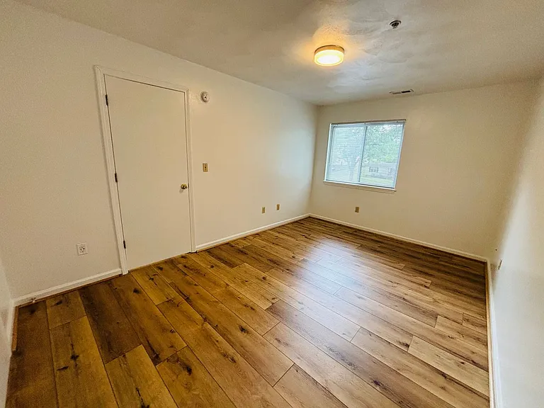 927AB - 410 Houston St. - DM — Photo 23