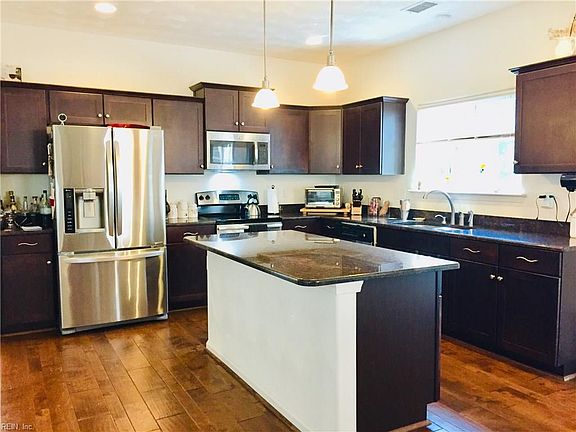 4th image of 5094 Kings Grant Cir