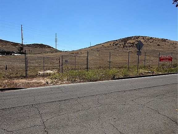 4th image of 0 Bolton Ave