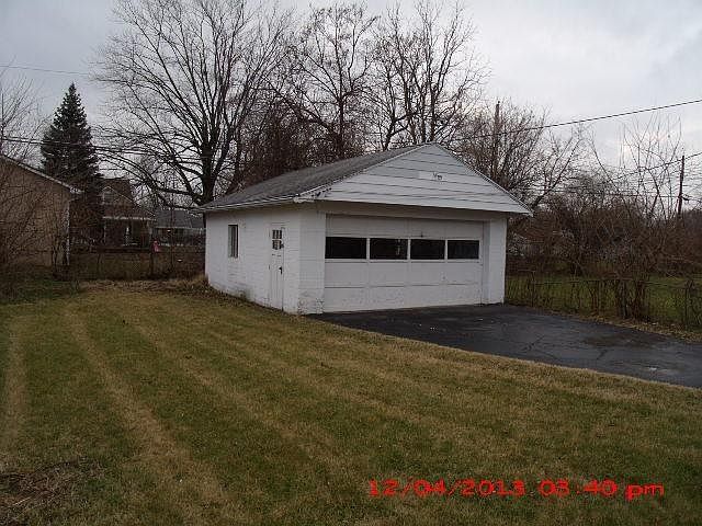 2nd image of 3534 Detroit Ave