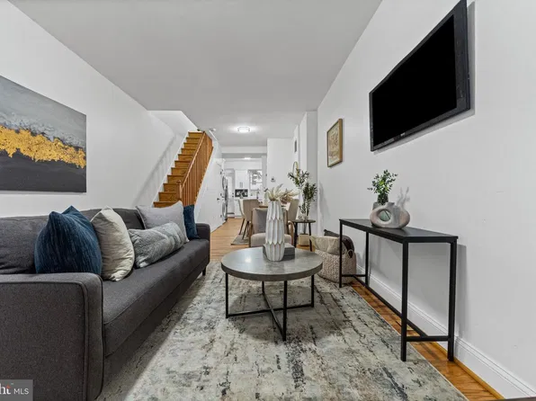 914 N Milton Ave, Baltimore, MD 21205