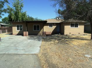 222 W Lois Ave, Tulare, CA 93274