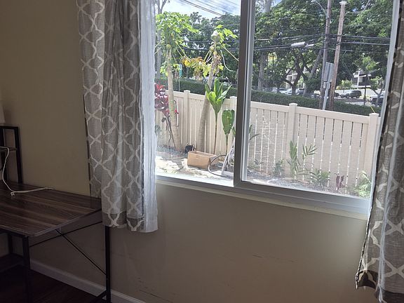 5th image of 1244 Saint Louis Dr
