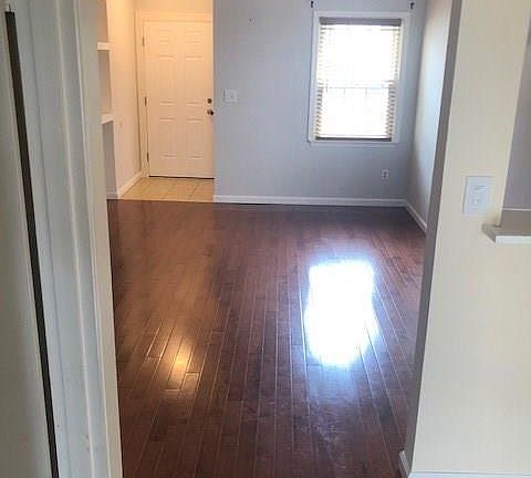 4th image of 70-3 Prospect St #3E