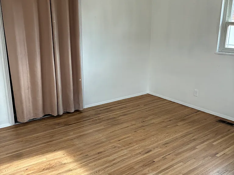 2733 Palomas Dr NE — Photo 16