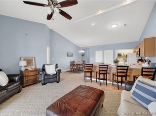 498 Mimosa Beach Dr #5B, Climax Springs, MO 65324