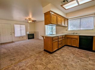 8612 White Rock Dr #D, Bakersfield, CA 93312