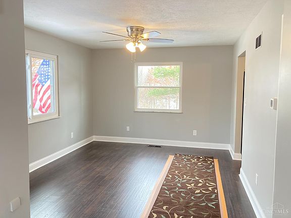 5th image of 5221 Clearlake Dr