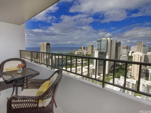 2240 Kuhio Ave APT 3207, Honolulu, HI 96815