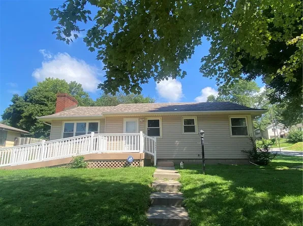 3431 Monterey St, Saint Joseph, MO 64507