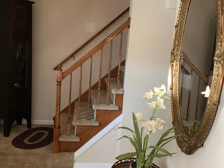 6 Carriage Way — Photo 8