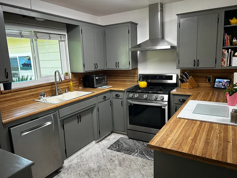 1046 W Princeton Ave — Photo 19
