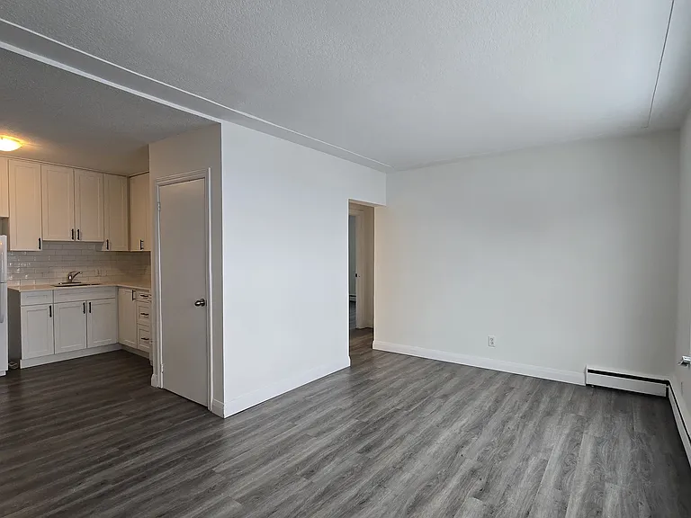143 Oxford St E #5 — Photo 16