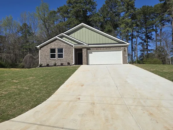 239 Swan Lake Rd, Stockbridge, GA 30281
