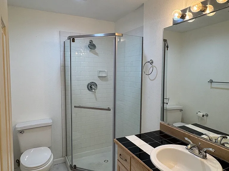 Main Bedroom Bathroom