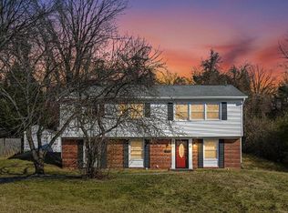 6511 Carriage Dr, Alexandria, VA 22310