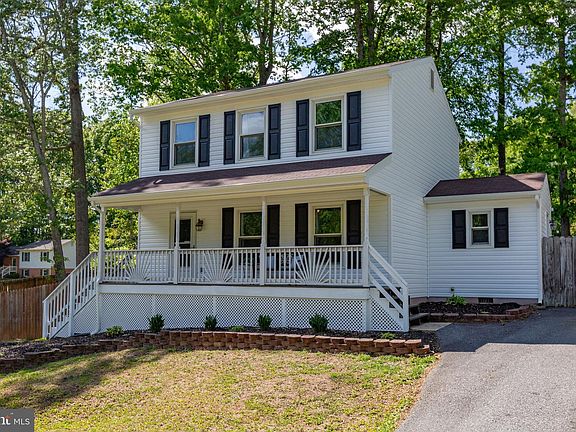2nd image of 10400 Daniels Ct