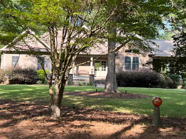 100 Walden Rd, Forsyth, GA 31029