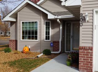 900 105th Ave NW, Coon Rapids, MN 55433