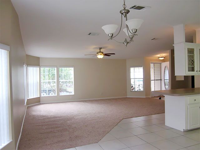 2nd image of 3010 Lemon Terrace Dr