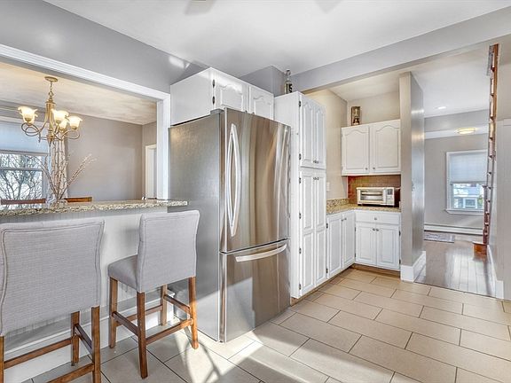 5th image of 12 Seagirt Ave