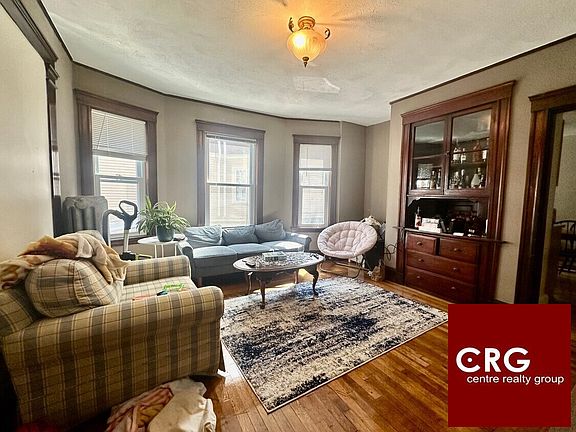 3rd image of 20 Sunset Rd #1