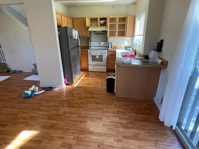 1320 S State St — Photo 16
