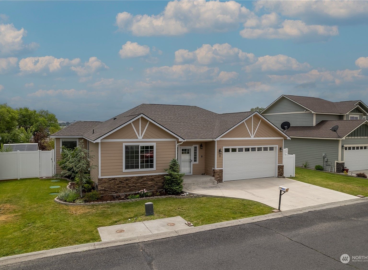 1300 W Marina Dr. 3, Moses Lake, WA 98837 MLS NWM2126041 Zillow