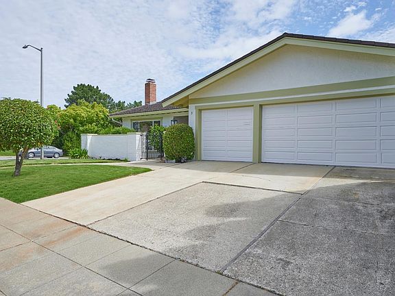 3rd image of 3 Condon Ct