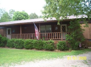 225 Pineview Dr, Springville, TN 38256