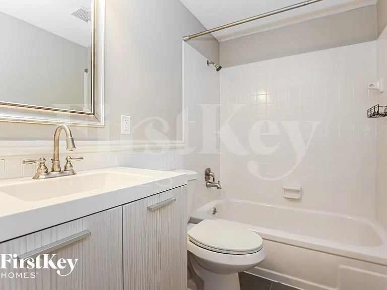 4207 Edinburgh Dr — Photo 16