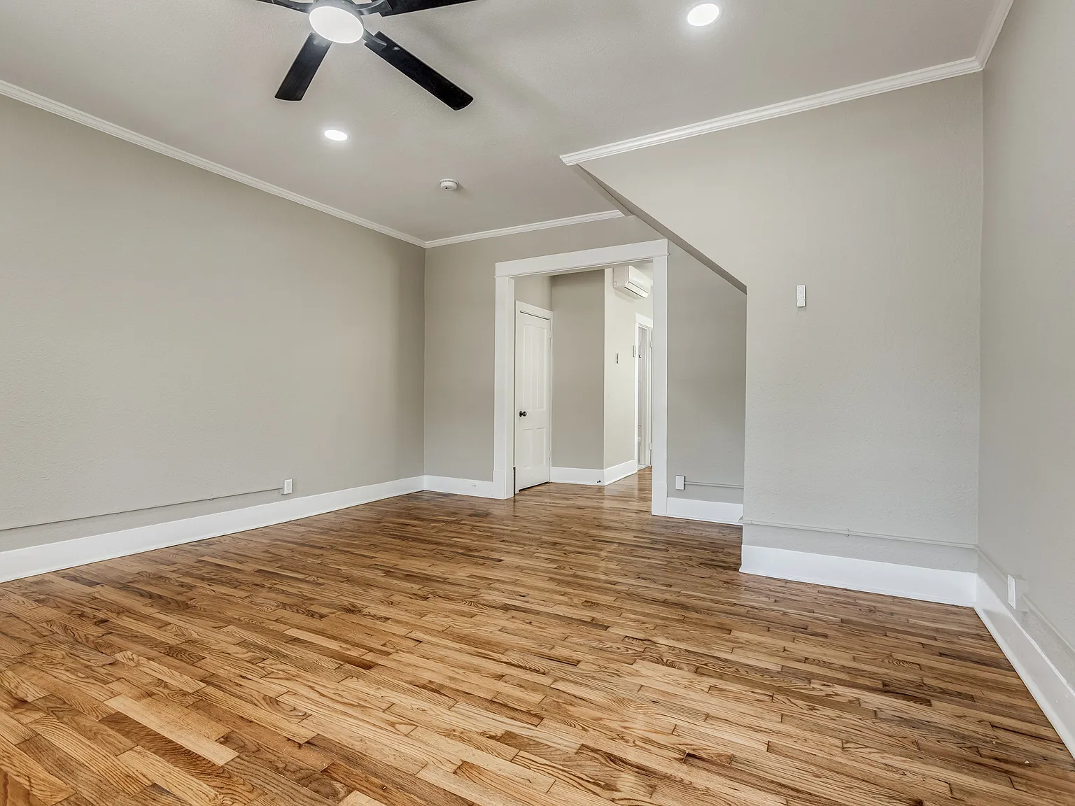 1 bed, 700 sqft, $995 — Photo 4