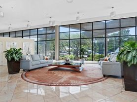 250 Hammond Pond Pkwy, Newton, MA