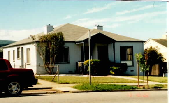 1st image of 861 Grand Ave