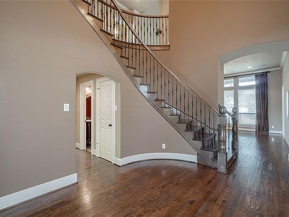 5th image of 8100 Connestee Dr