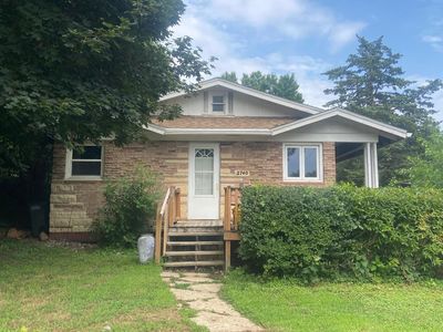 2740 Buena Vista St, Dubuque, IA, 52001