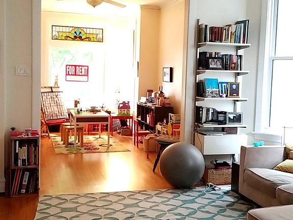 5th image of 4144 N Hermitage Ave #1