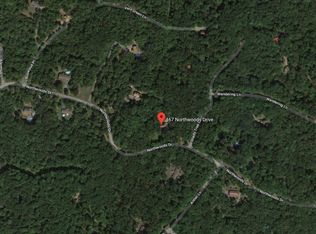 467 Northwoods Dr, Hedgesville, WV 25427