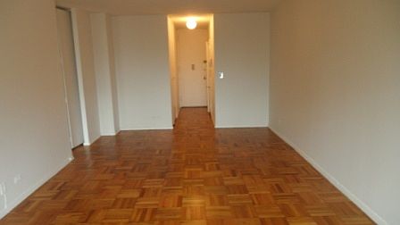 5th image of 20 W 64th St APT 22M
