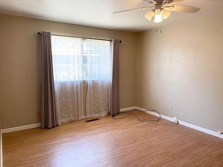 8713 Windsor Rd — Photo 6