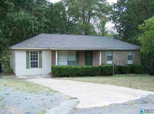 806 Ridgeway Dr, Oneonta, AL 35121