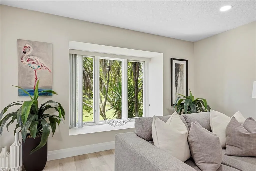 2 bed, 2.0 bath, 1208 sqft, $2,400 — Photo 4